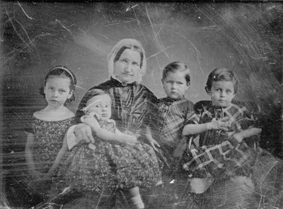 Mme Ernst Carl Angelrodt (Eliza Westhoff) et enfants - Thomas M. Easterly